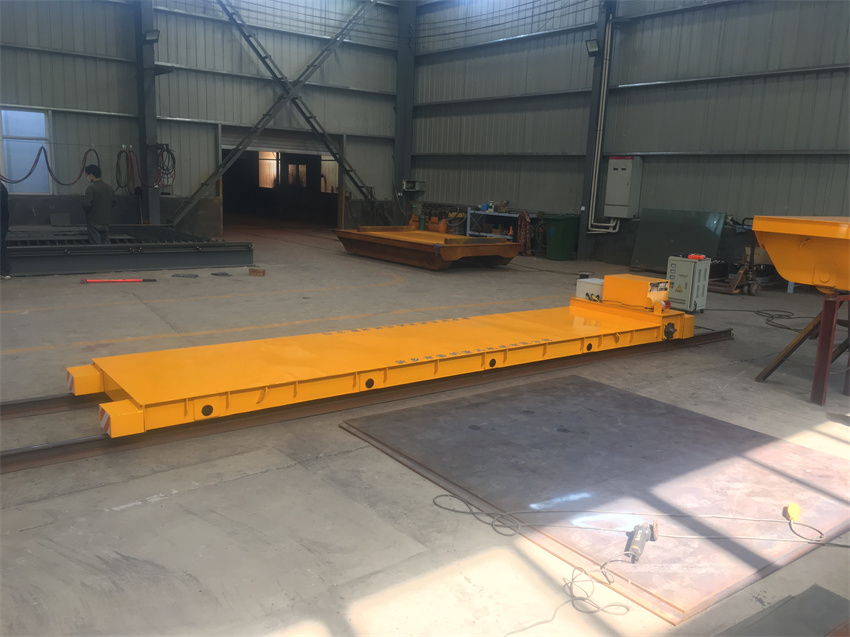 低壓軌道供電超低車身平板車04